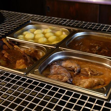 Schlosshotel Hoefingen ليونبيرغ المظهر الخارجي الصورة